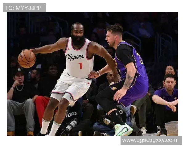 51分钟死扛!哈登41+14+11创3纪录,快船赢球也令人开心不起来 51分钟死扛!哈登41+14+11创3纪录,快船赢球也令人开心不起来