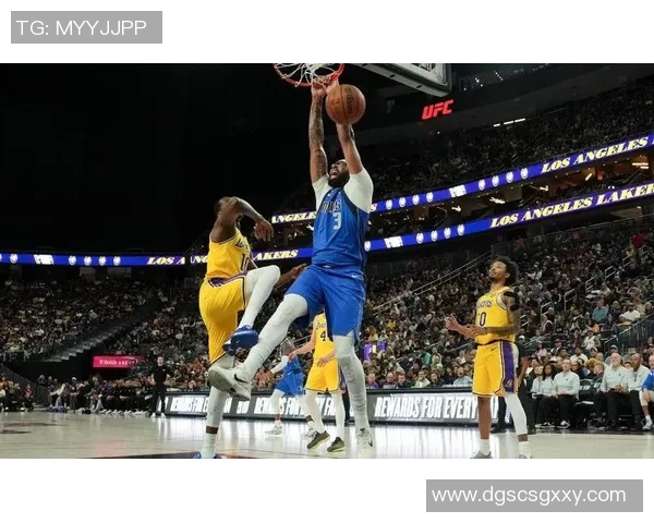 独行侠明日对太阳伤病情况：戴维斯莱夫利存疑，弗拉格可以出战